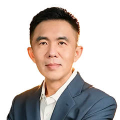 คุณพรเลิศ เตชะรัตโนภาส